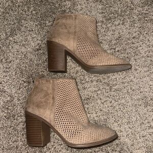 women’s tan booties